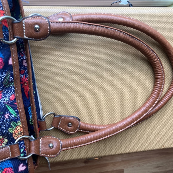 EUC🌟LILY BLOOM Kathryn Navy Floral Boho Purse Handbag - Picture 8 of 9